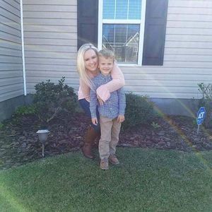 Meet your Posher, Kayla